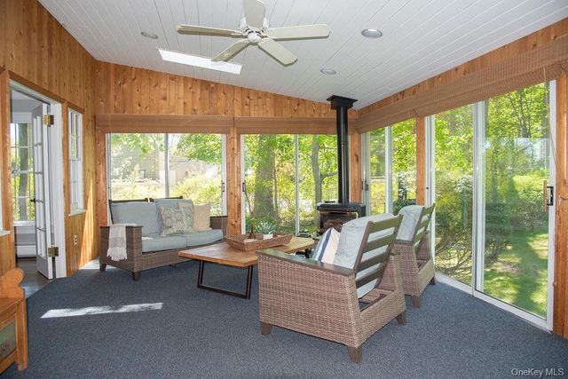 69 Oriole Street, Pearl River, NY 10965