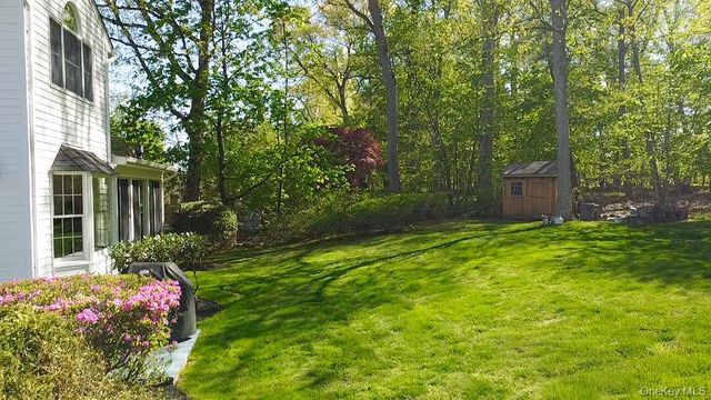 69 Oriole Street, Pearl River, NY 10965