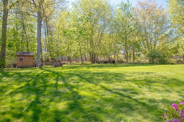 69 Oriole Street, Pearl River, NY 10965