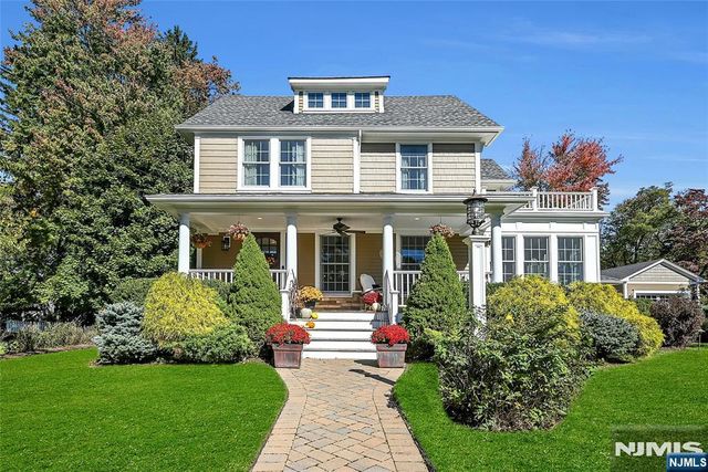 734 Amaryllis Avenue, Oradell, NJ 07649