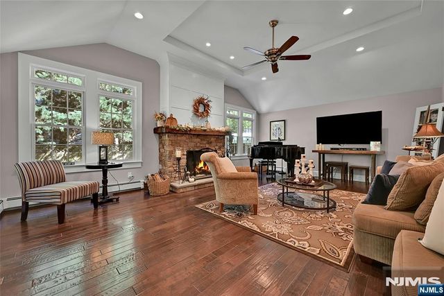 734 Amaryllis Avenue, Oradell, NJ 07649