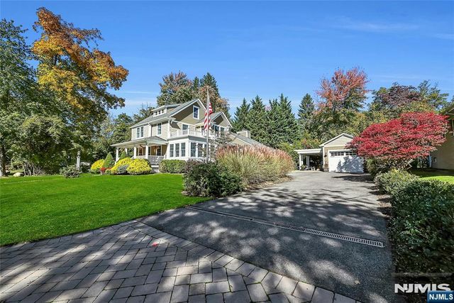 734 Amaryllis Avenue, Oradell, NJ 07649