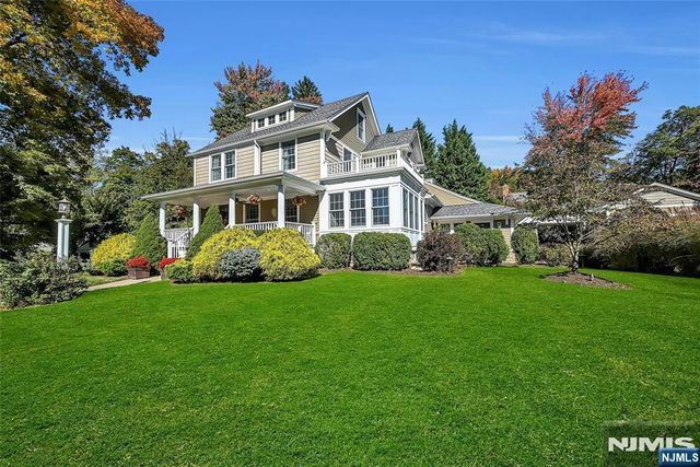 734 Amaryllis Avenue, Oradell, NJ 07649