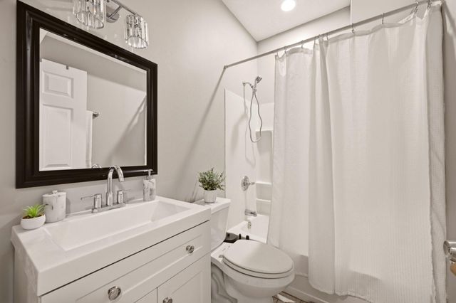 737 MORTON ST NW, Washington, DC 20010