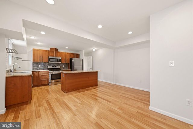 737 MORTON ST NW, Washington, DC 20010