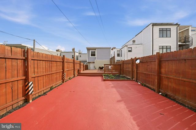 737 MORTON ST NW, Washington, DC 20010