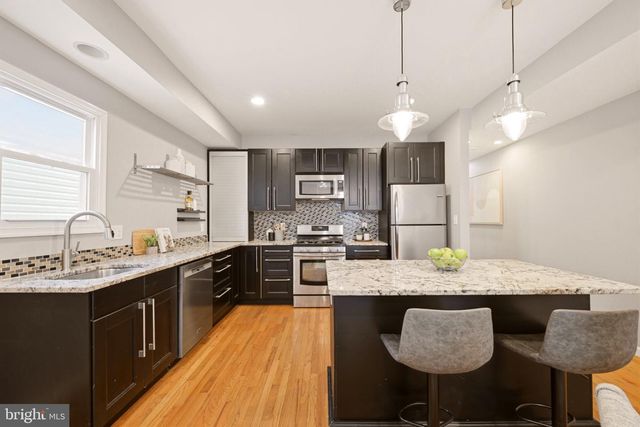 737 MORTON ST NW, Washington, DC 20010