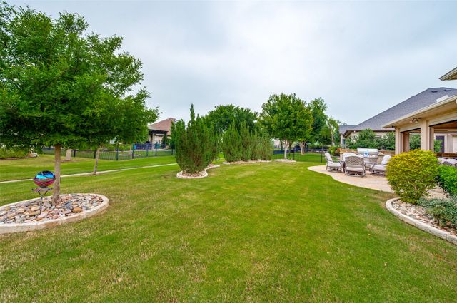 9820 Ironwood Drive, Denton, TX 76207