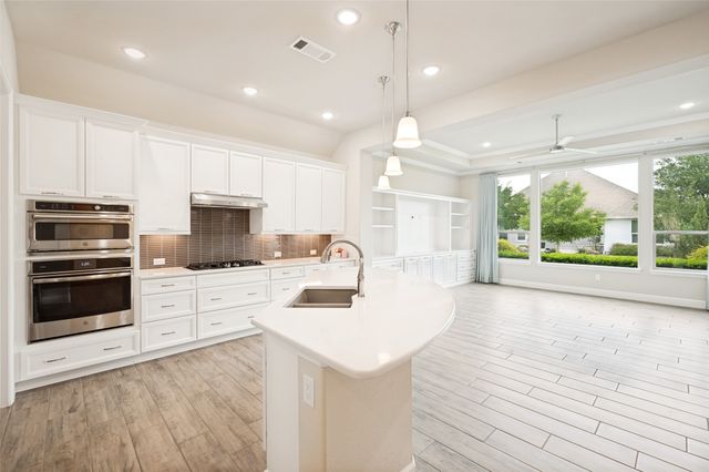 9820 Ironwood Drive, Denton, TX 76207