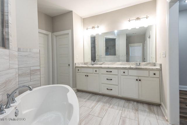 2024 Laughter Road, Nesbit, MS 38651