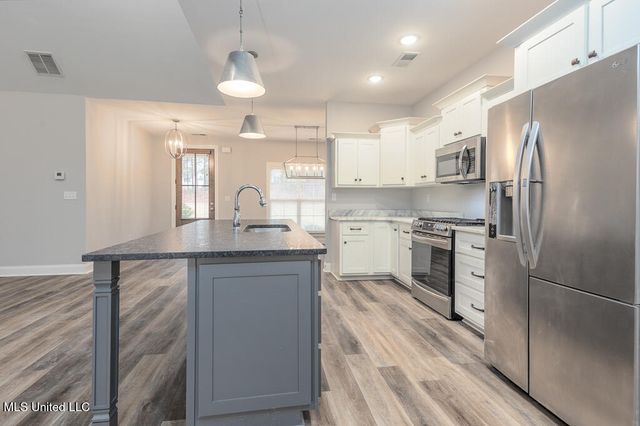 2024 Laughter Road, Nesbit, MS 38651