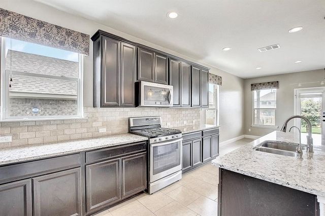 3433 De Torres CIR, Round Rock, TX 78665