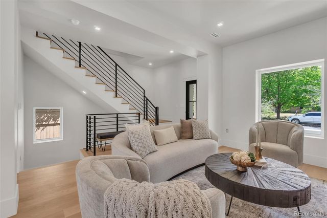 2905 N Vine Street, Denver, CO 80205