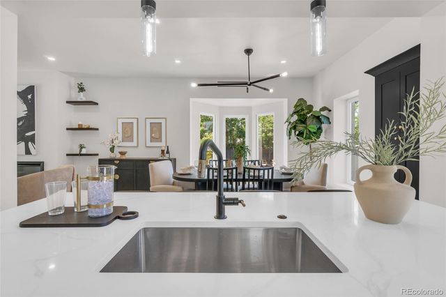 2905 N Vine Street, Denver, CO 80205