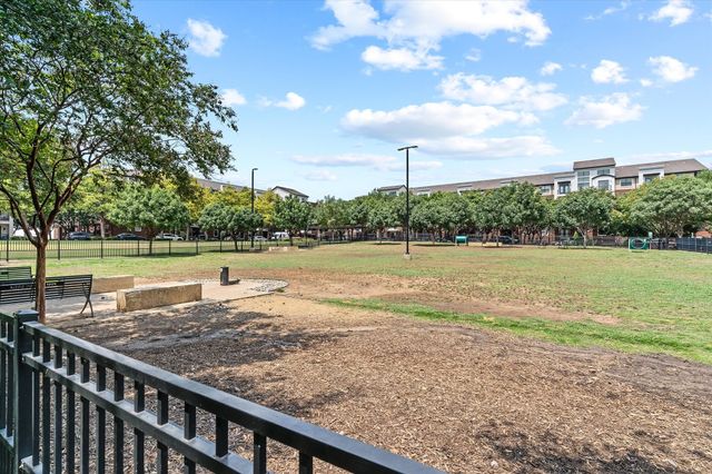 4072 Oak Circle, Addison, TX 75001