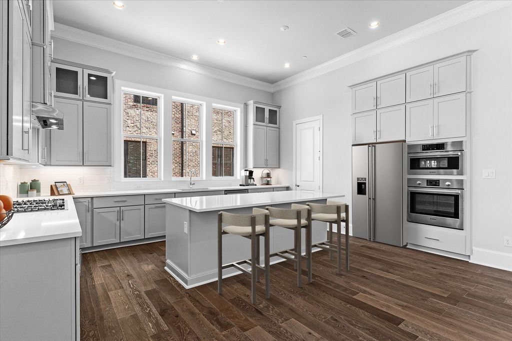 4072 Oak Circle, Addison, TX 75001