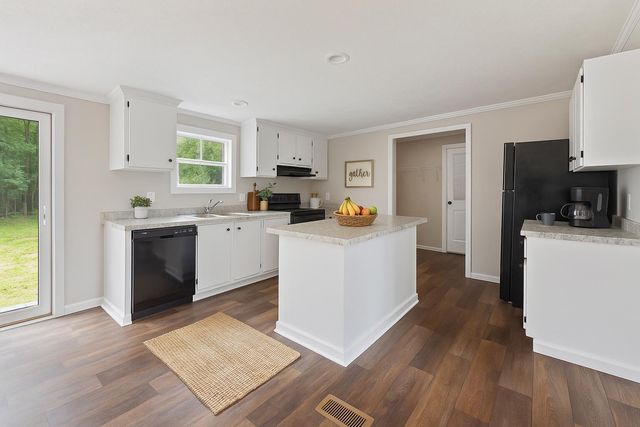 1820 Main Street, Bonneau, SC 29431