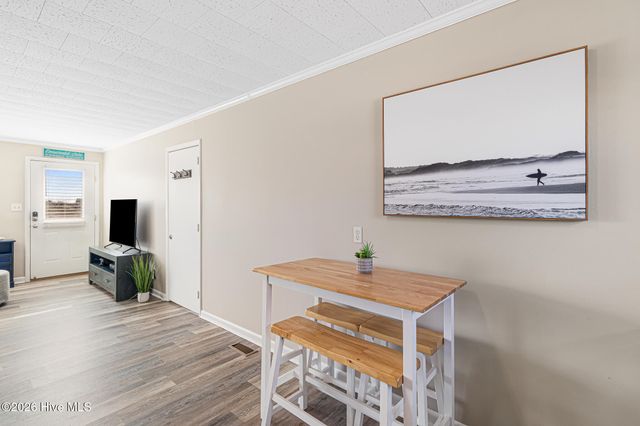 902 Ocean Drive E&W, Emerald Isle, NC 28594