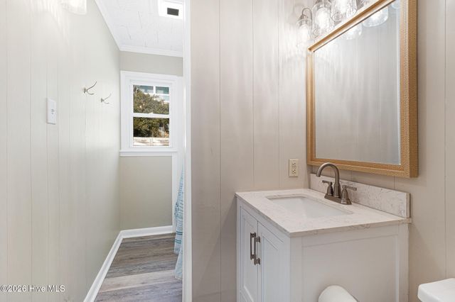 902 Ocean Drive E&W, Emerald Isle, NC 28594