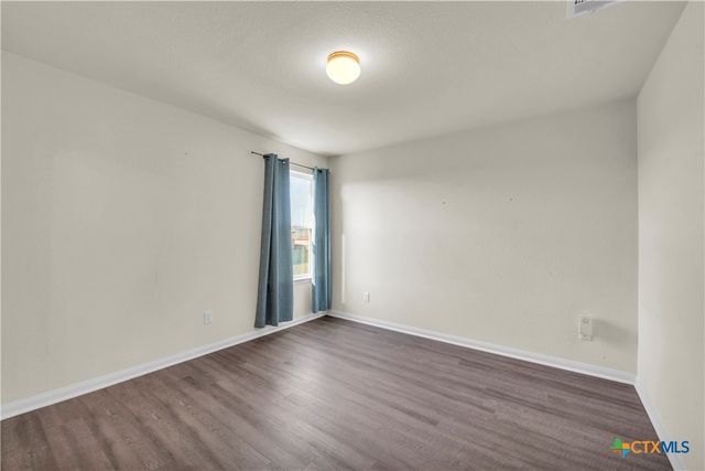 5017 Cressler Lane 28G, Jarrell, TX 76537