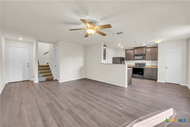 5017 Cressler Lane 28G, Jarrell, TX 76537