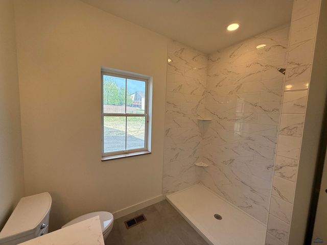 4425 AUGUSTA DR, Rapid City, SD 57703