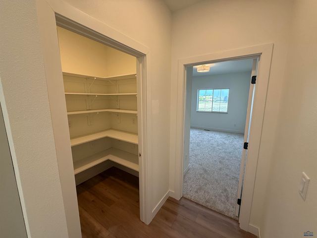 4425 AUGUSTA DR, Rapid City, SD 57703