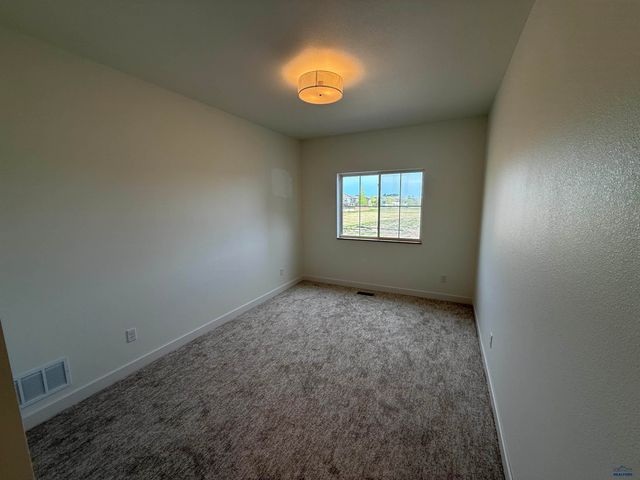 4425 AUGUSTA DR, Rapid City, SD 57703