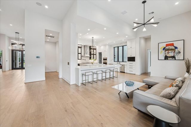 1619 Lynnview Drive, Houston, TX 77055