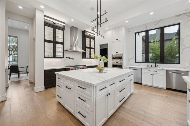 1619 Lynnview Drive, Houston, TX 77055