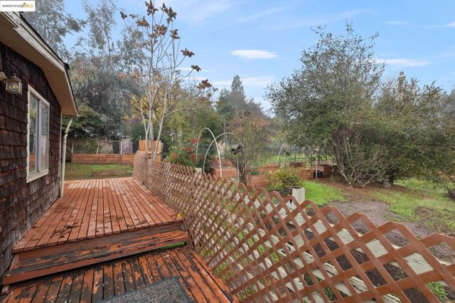 719 Barretta St, Sonora, CA 95370