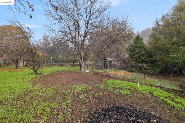 719 Barretta St, Sonora, CA 95370