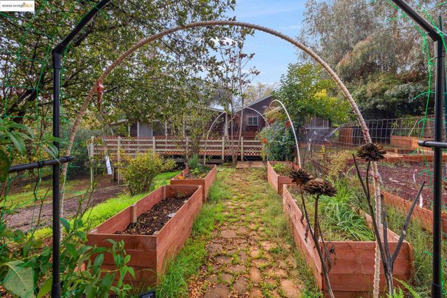 719 Barretta St, Sonora, CA 95370