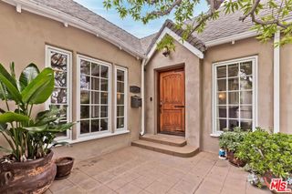 829 S Mullen Avenue, Los Angeles, CA 90005