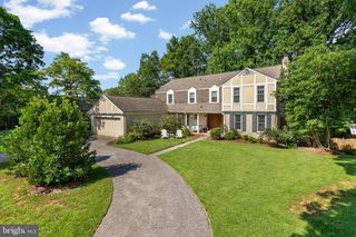 9812 HILL ST, Kensington, MD 20895