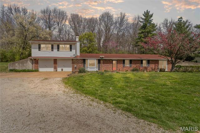 26152 Beltrees Road, Dow, IL 62022