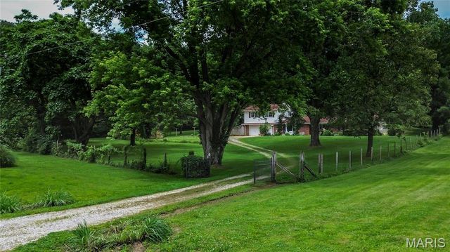 26152 Beltrees Road, Dow, IL 62022