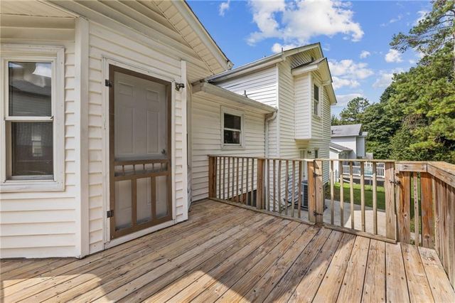 1731 Rose Garden Lane, Loganville, GA 30052