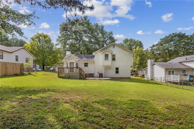 1731 Rose Garden Lane, Loganville, GA 30052