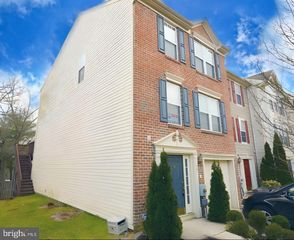 27 GOLF VIEW CT, Pine Hill, NJ 08021