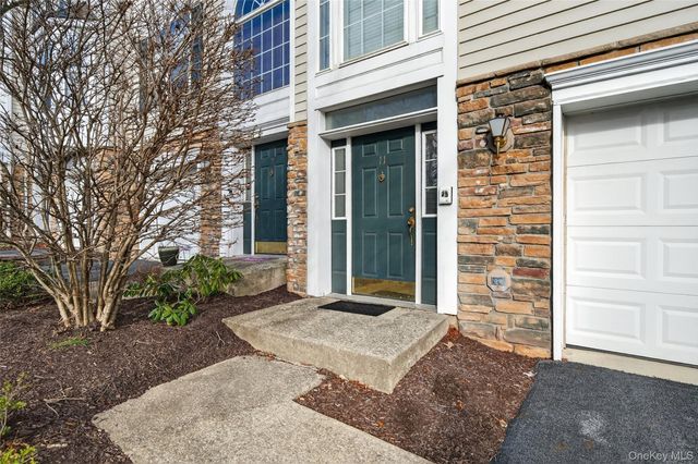 11 Gillian Court, Monroe, NY 10950