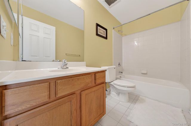 11 Gillian Court, Monroe, NY 10950