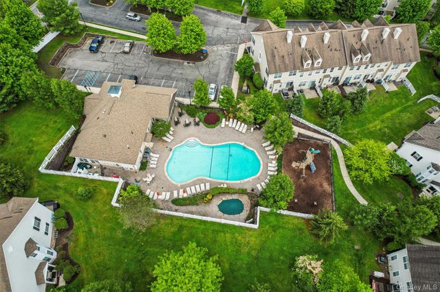 11 Gillian Court, Monroe, NY 10950