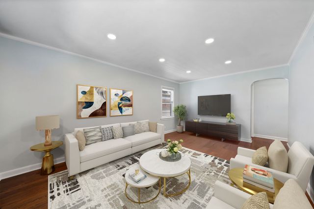 7405 N ODELL Avenue, Chicago, IL 60631