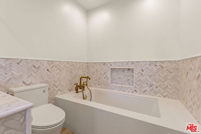 17620 Camino De Yatasto, Pacific Palisades (los Angeles), CA 90272