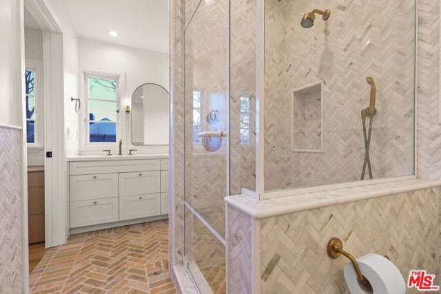 17620 Camino De Yatasto, Pacific Palisades (los Angeles), CA 90272