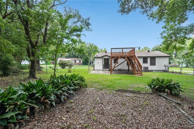 2401 Dog River Drive N, Mobile, AL 36605