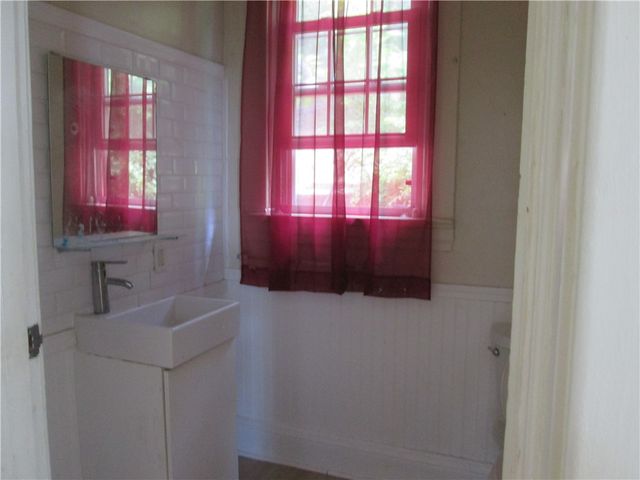 571 5th Ave, Freedom, PA 15042