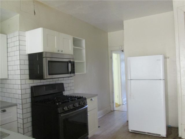 571 5th Ave, Freedom, PA 15042