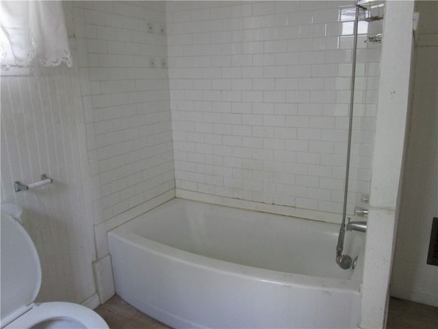 571 5th Ave, Freedom, PA 15042